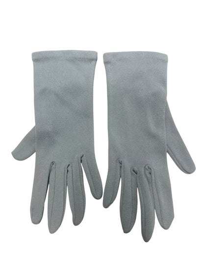 GREY GLOVES