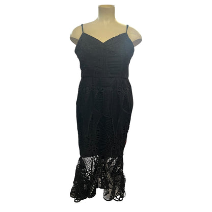 CITY CHIC BLACK LACE GOWN | S/18