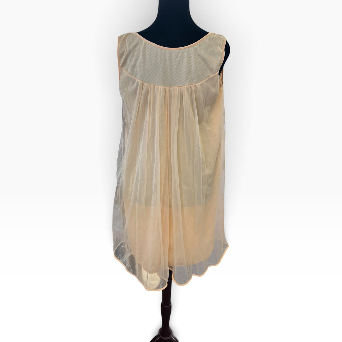 PEACH LACE NIGHTIE | 14