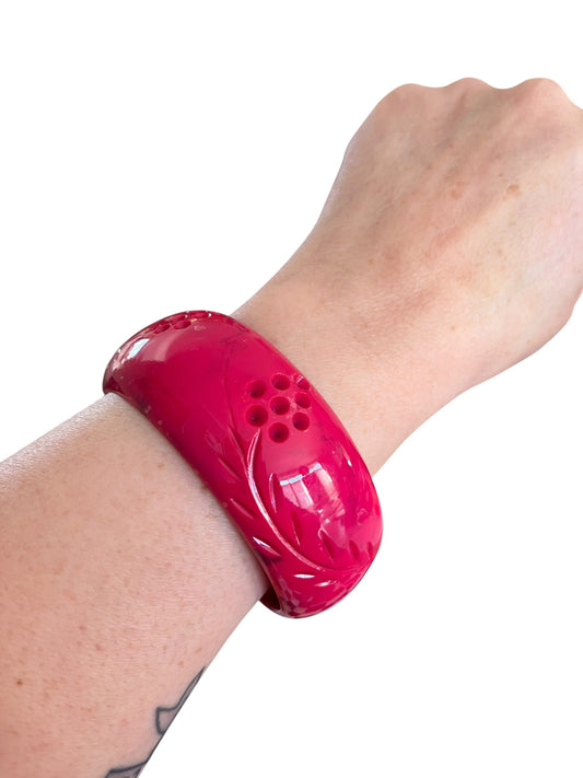BERRY PINK WIDE BANGLE