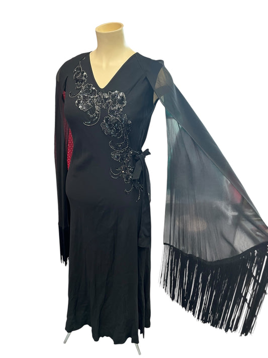 A TASSLED AFFAIR 1940S DRESS |14