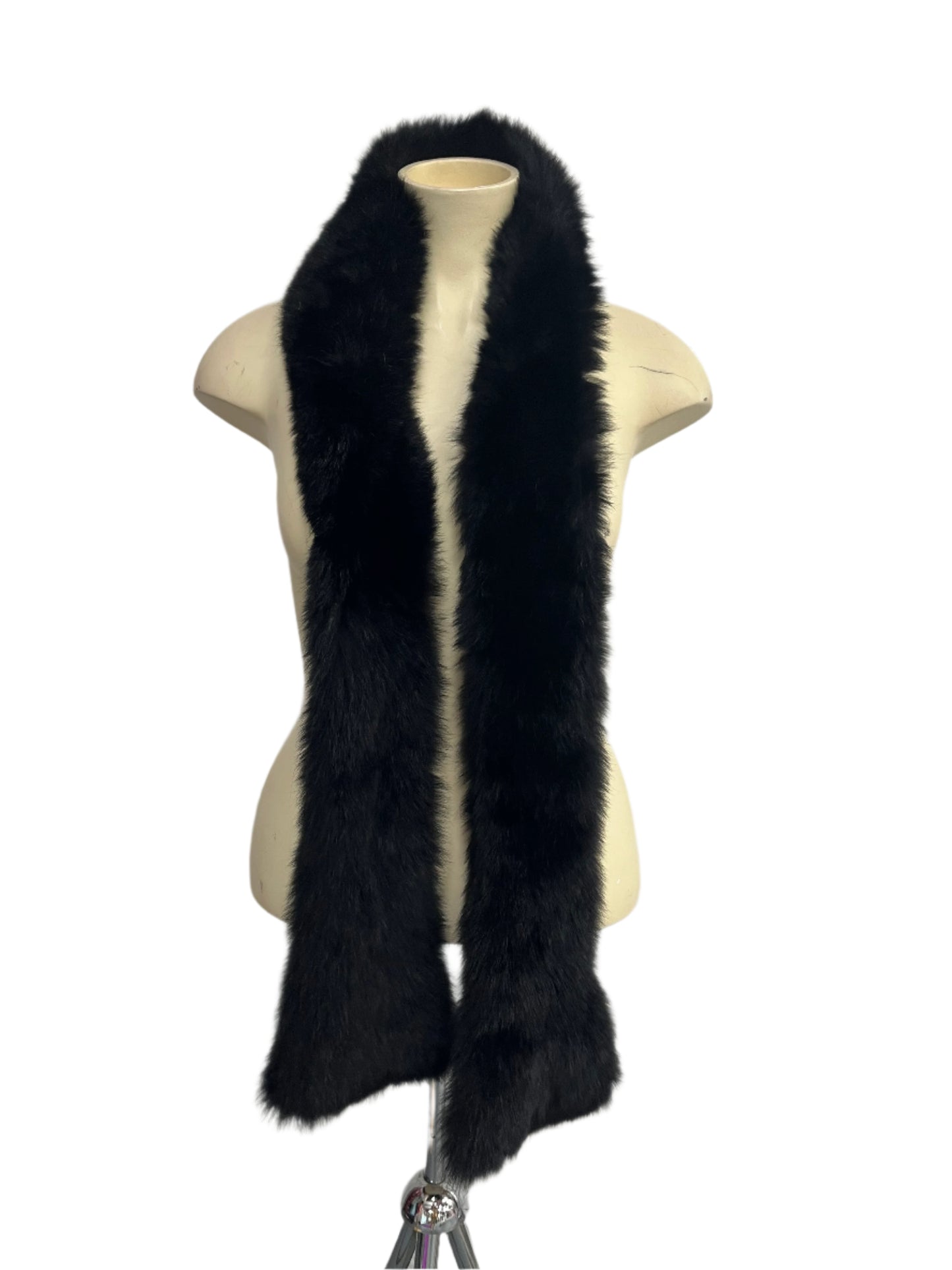 LUXE BLACK FUR SCARF