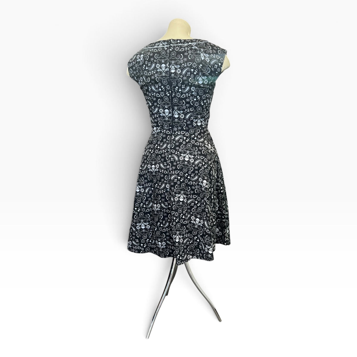 HELL BUNNY SKULL PAISLEY DRESS | L