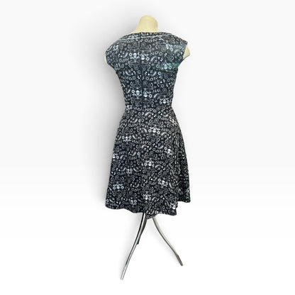 HELL BUNNY SKULL PAISLEY DRESS | L