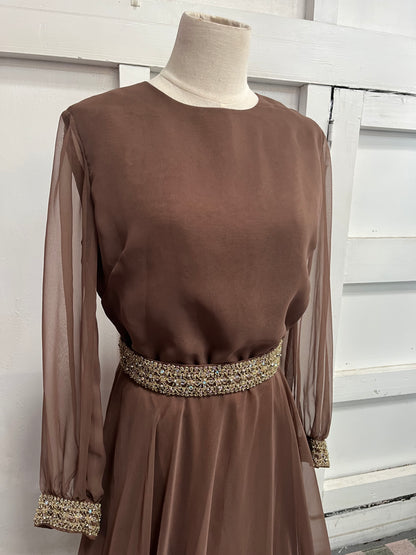 ELEGANTE BEADED MILADY GOWN sz 10
