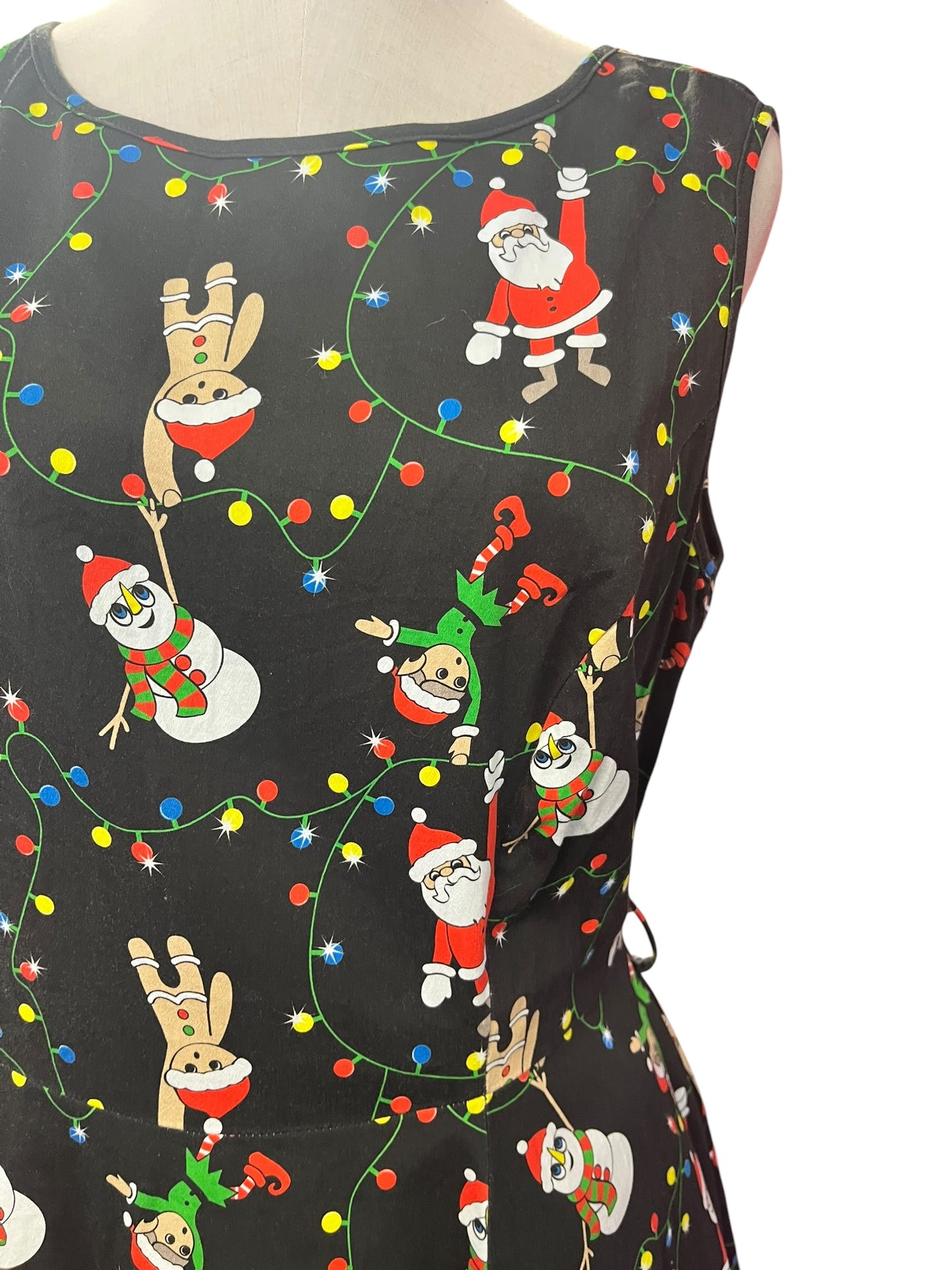 LADY VINTAGE CHRISTMAS DRESS | 18