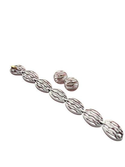 TRIFARI WHITE CLIP ONS & BRACELET