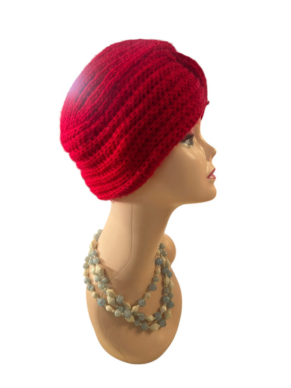 RED KNIT HAT