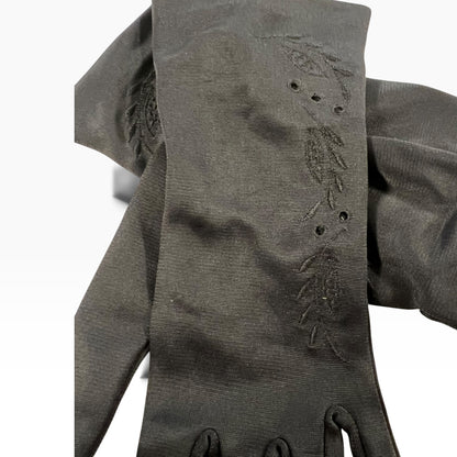 SIMPLE BLACK EMBROIDERED GLOVES | 7
