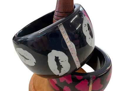 MARC BY MARC JABOBS KISS BANGLE