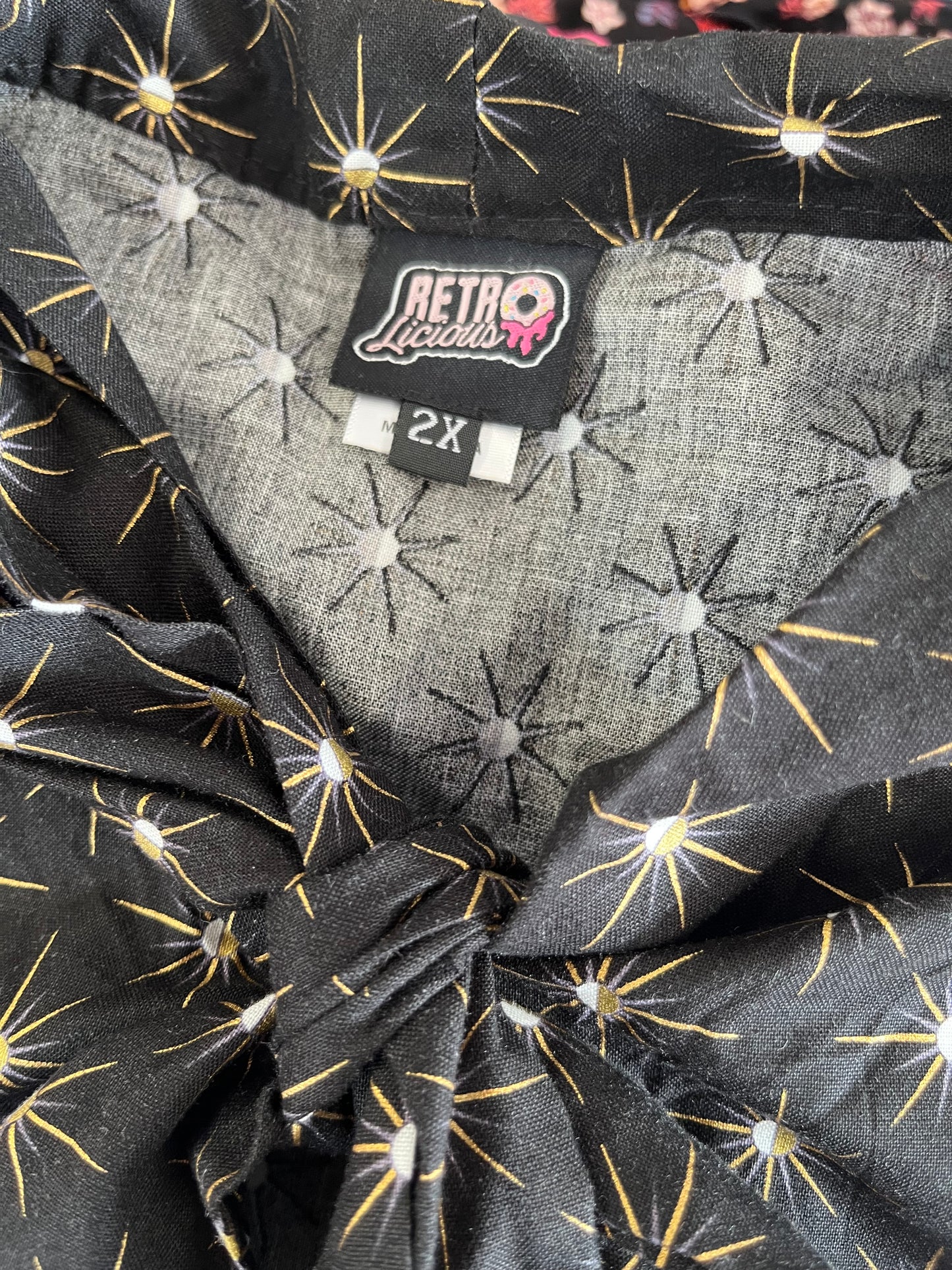 RETROLICIOUS SUNSTAR TOP | 2XL