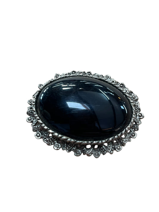 BLACK & SILVER BROOCH