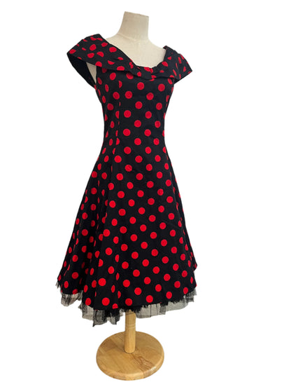 HEARTS & ROSE POLKADOT DRESS SZ 10