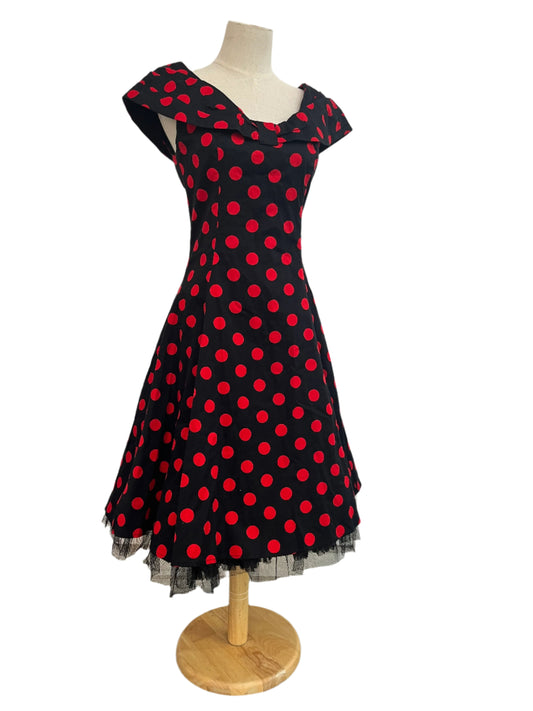 HEARTS & ROSE POLKADOT DRESS SZ 10