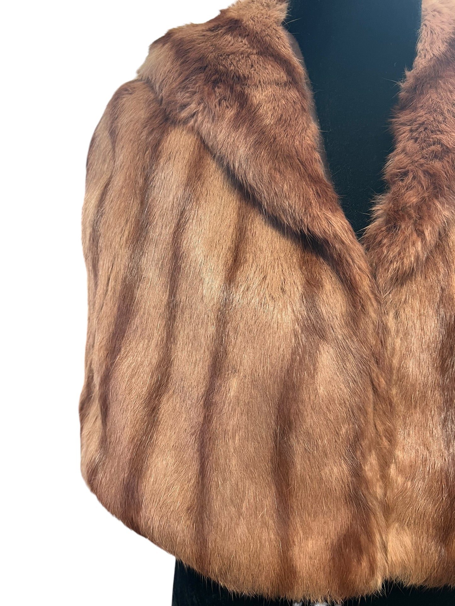 FUR CAPE