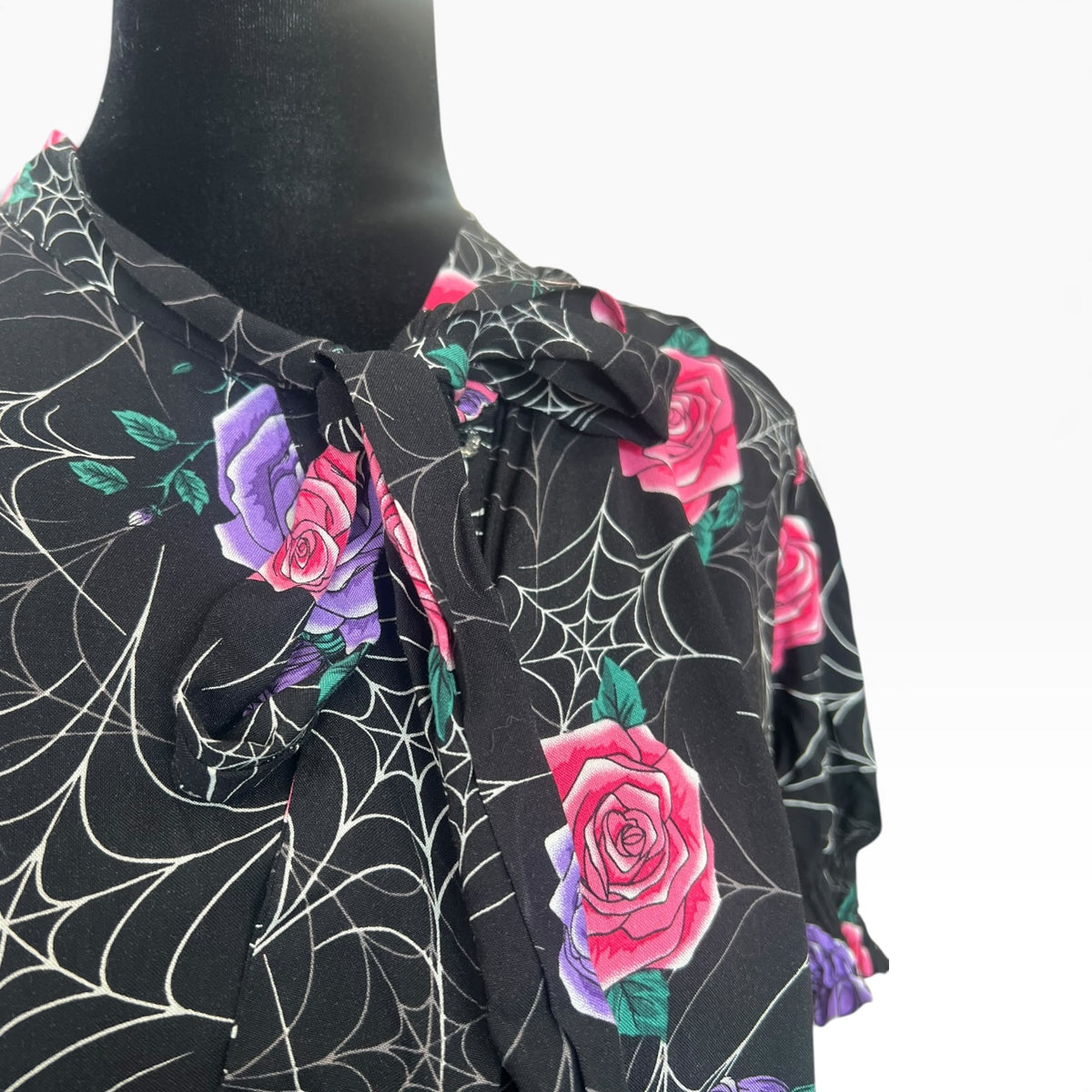 HELL BUNNY ROSES & SPIDER TOP | M
