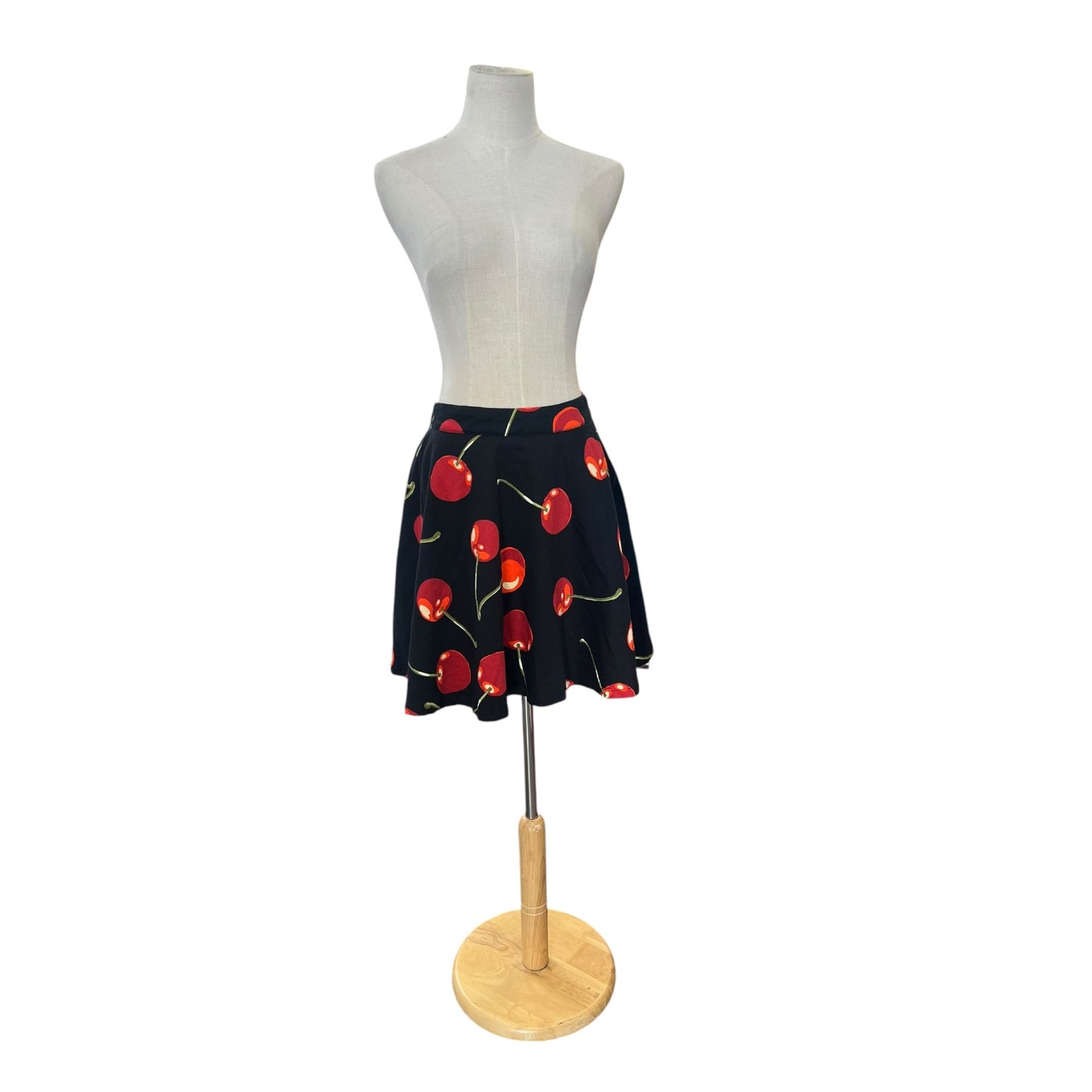 REVIVIAL CHERRY SKIRT | 10