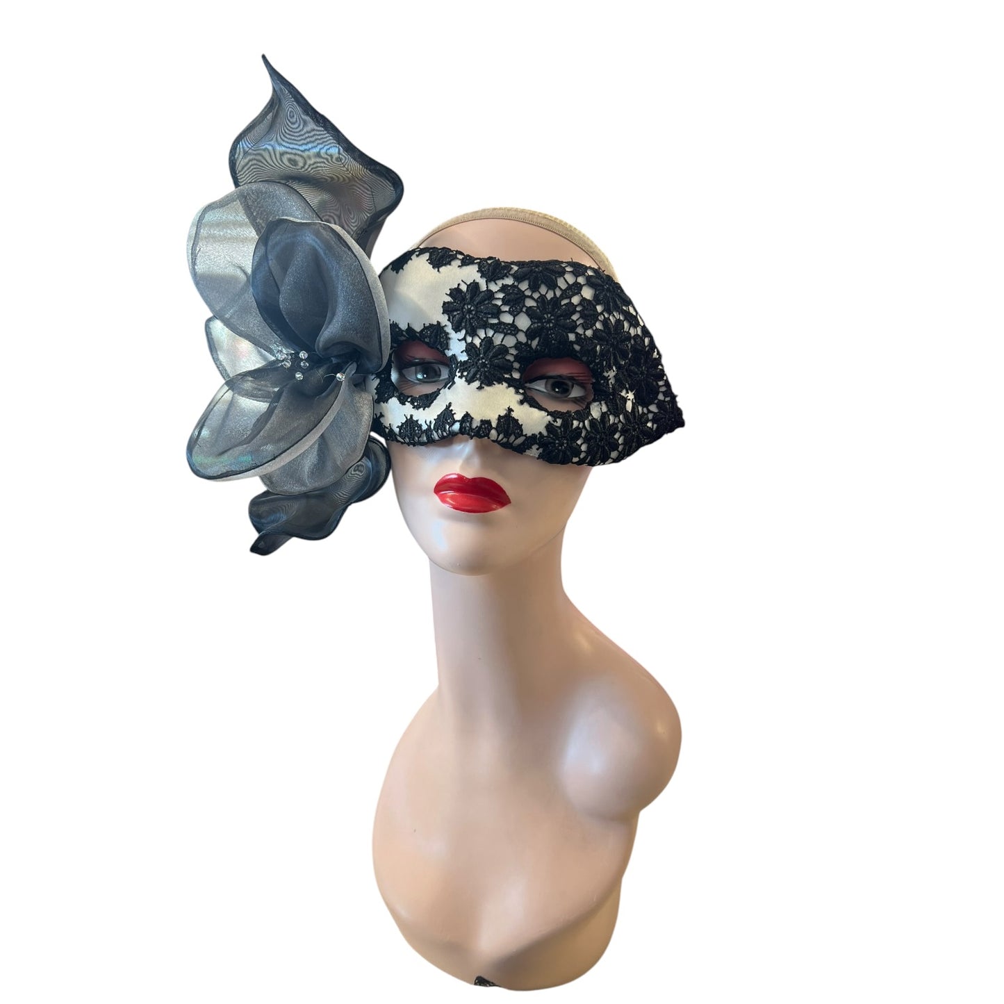 B&W MASK