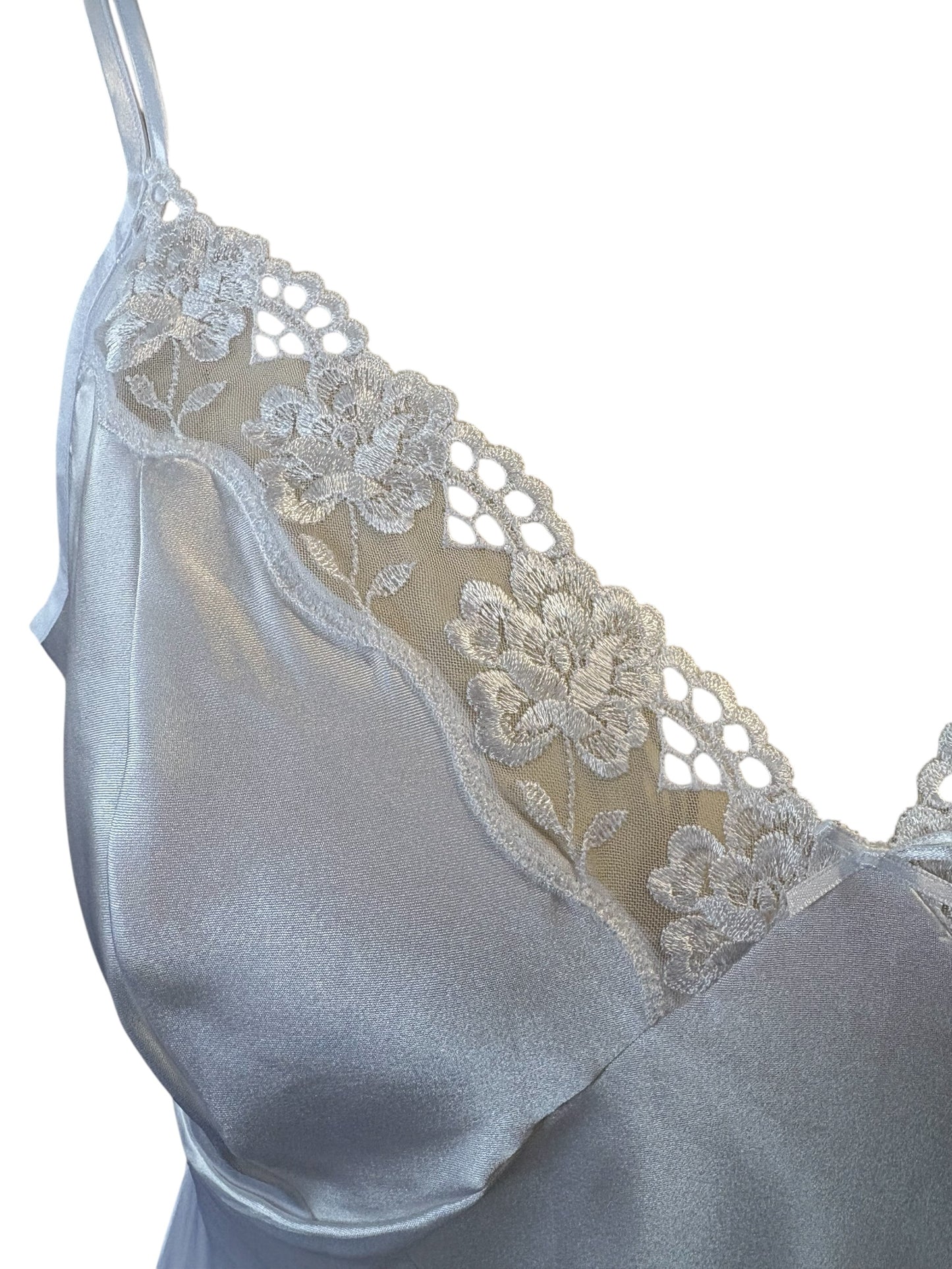 WHITE NIGHTGOWN WITH LACE | 8