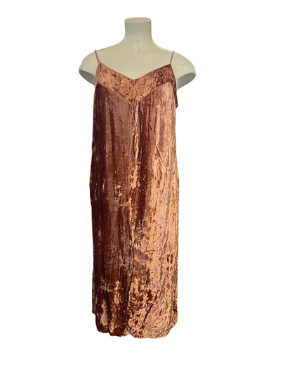ANTHROPOLOGY VELVET DRESS  | 20