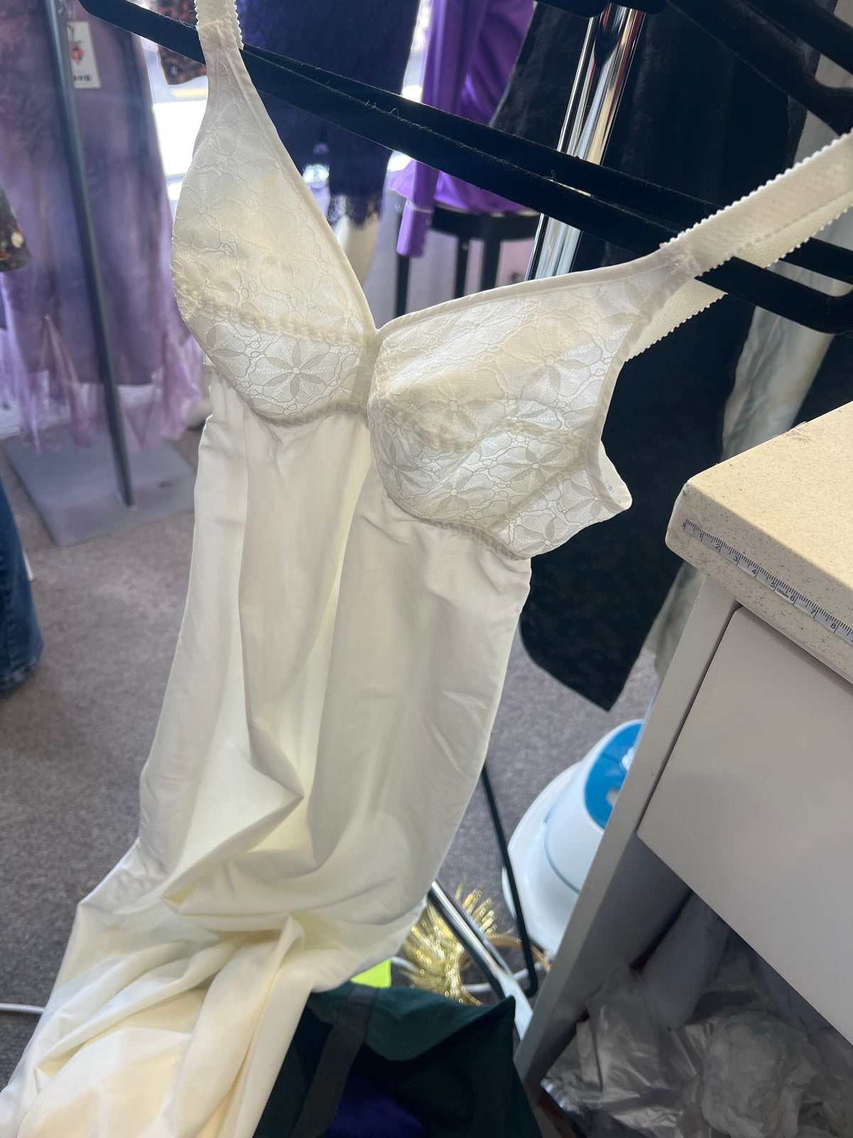 IVORY WIRELESS BRA/ NIGHTIE | 32B
