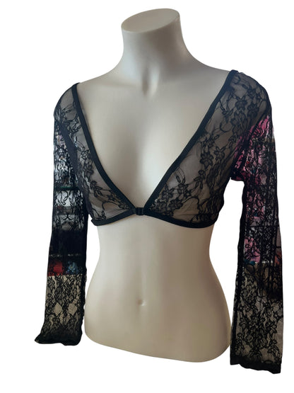 LACE SLEEVEY WONDERS