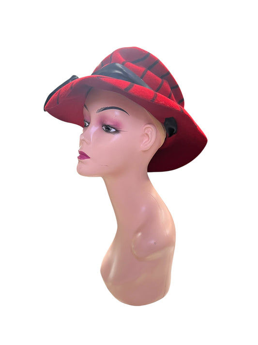 FUN RED FELT HAT