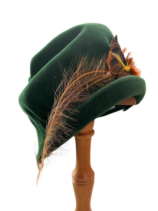 green feather hat 