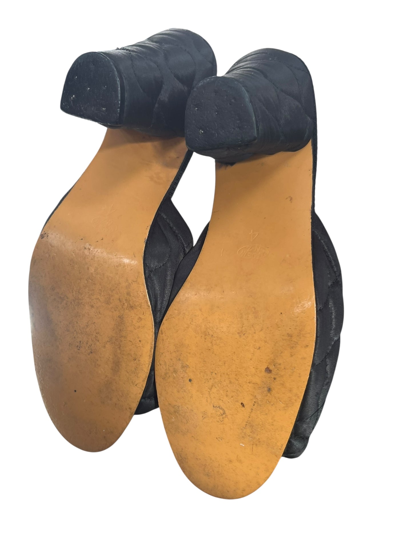 BLACK QUILTED MULE SLIPPERS | 6