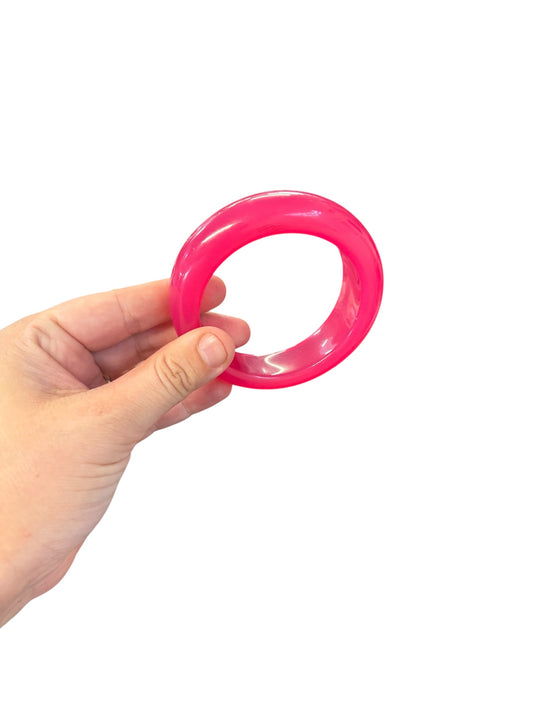 PINK TRANSLUCENT BANGLE