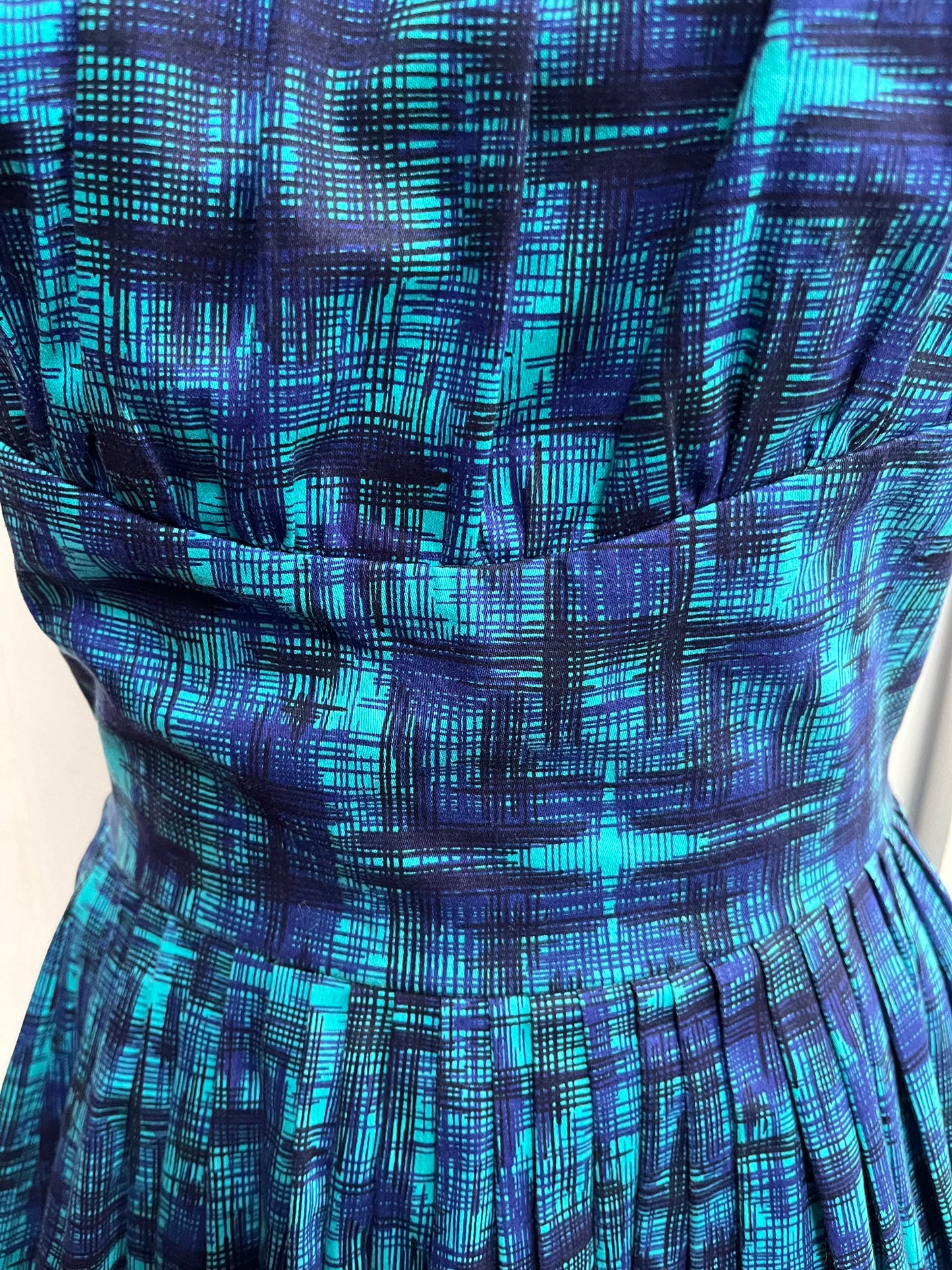 RETROSPECTD BLUE PLAID DRESS sz 8