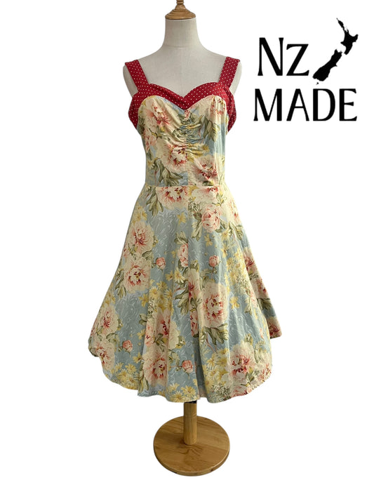 DEVOL PASTEL GARDEN DRESS sz L/12