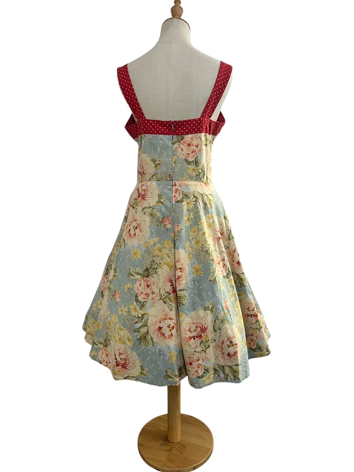 DEVOL PASTEL GARDEN DRESS sz L/12