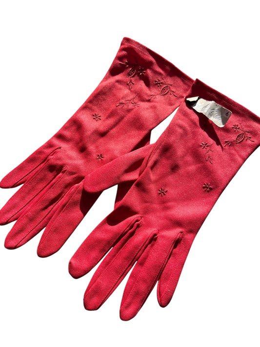 DEEP APRICOT WRISTLIT GLOVES | 6