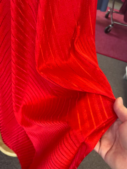 RED GOWN | 8