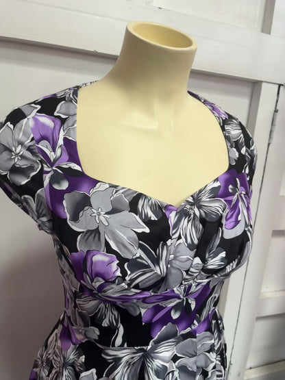 BELLE POGUE - PURPLE FLORAL DRESS sz14