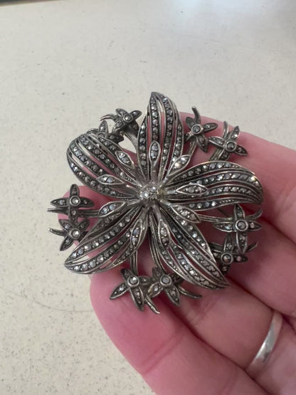 FINE SILVER MARCASITE BROOCH