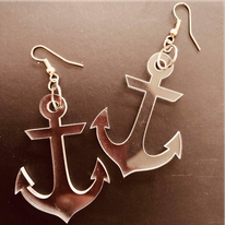 CLEAR ANCHOR EARRINGS