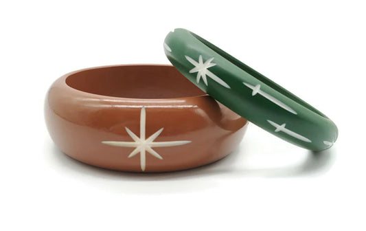 WIDE BROWN CARVE STARBURST BANGLE